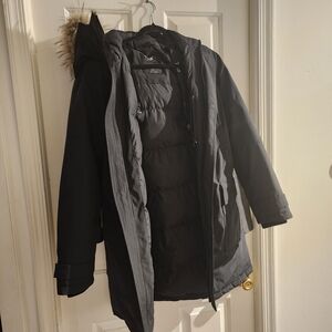 Aritzia Tna Climate Lab Bancroft Vegan Parka with Faux fur trim NWOT